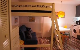 Cozy & Modern Apartments In Embajadores Area - Madrid Center